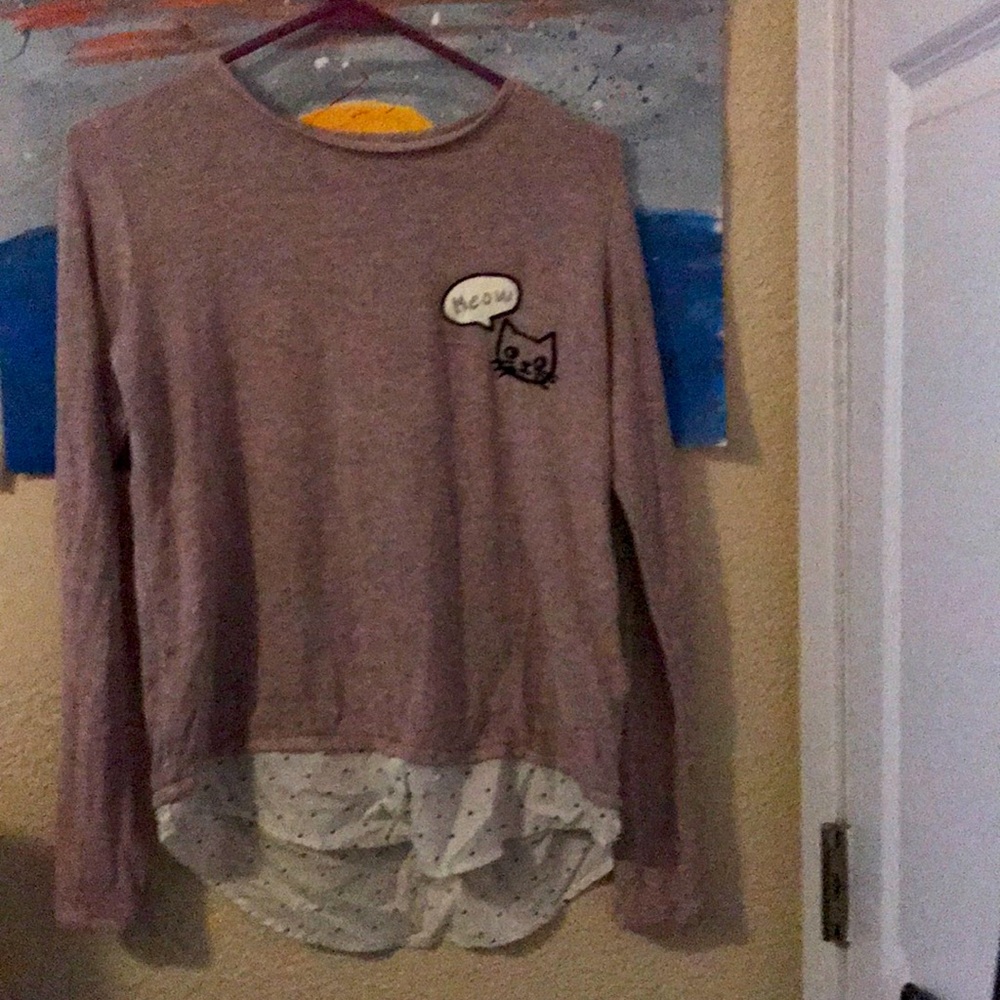 A long sleeve shirt